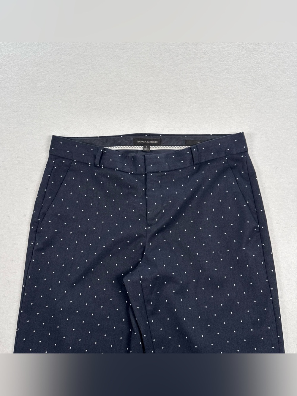 Banana Republic Logan Dress Pants Women's 6 Navy White‎ Polka Dots Stretch Boot - Picture 4 of 9